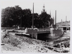 Bouw van de brug
<br/>
Beeldbank gemeentearchief Amsterdam, ca. 1928